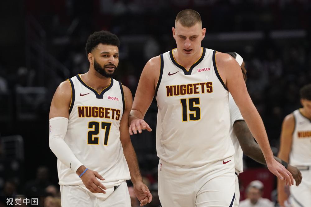 风格和扣人 风格和扣人