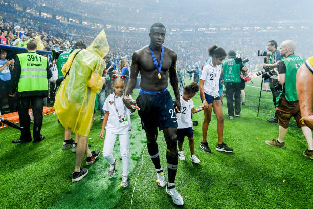 一些新星正 一些新星正